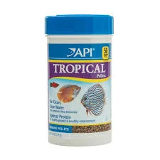 طعام API Tropical Pellets للأسماك الاستوائية - 50 جم — من الأمام